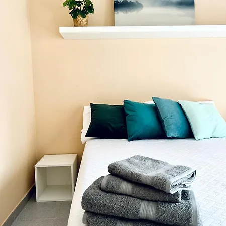 Amazing Two-floor In Apartment Lugo